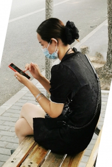 她到底有没有穿丝袜呢
