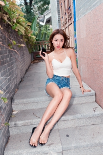 安妮短牛街拍高清套图