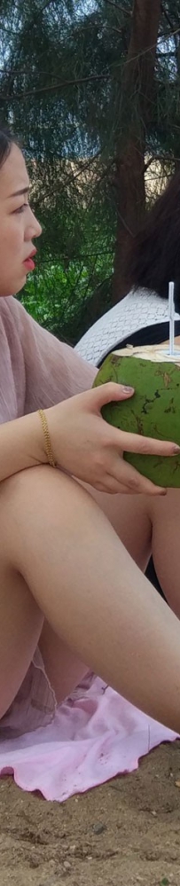 沙滩上的风景真美美女大腿性感