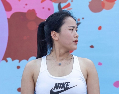 黄色运动裤紧身裤瑜伽裤美女健身达人