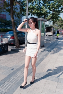 街拍旅拍主题极品女谍之图穷匕见