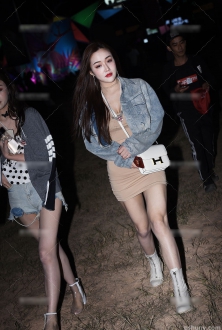 夜幕下的精彩生活