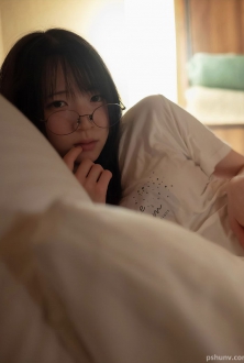 日本女优性感写真高清套图下载ナチュラルえちなグラ...