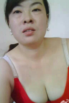 丰满美少妇