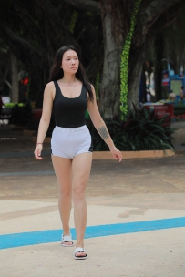 性感美女模特热裤高清写真