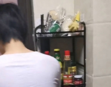 美女居家自拍照