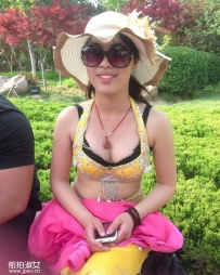 美少妇舞蹈内衣外穿