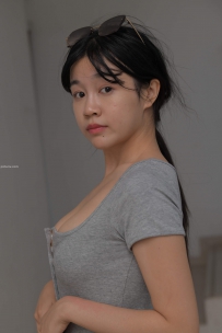 喜欢看星座的女孩