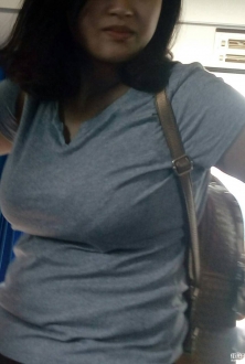 携程网一起报名旅游的丰满美女