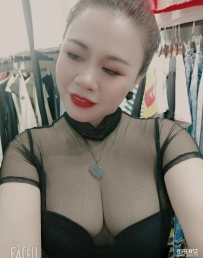 好不容易破解了她的相册