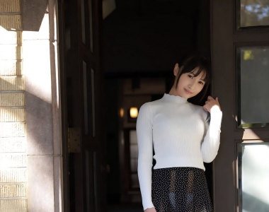 高清美女写真日本美女图片下载Luka Mochizuki 望月琉叶