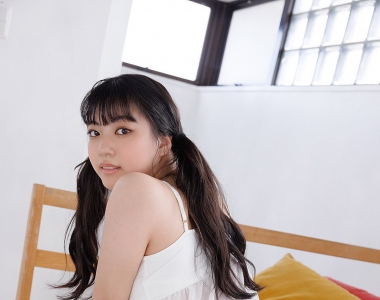 高清美女写真日本美女图片Maaya Obana 小花真彩