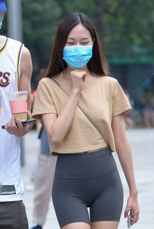 瑜伽大长腿美女