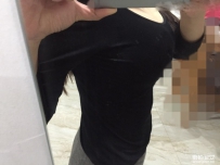 隔壁丰满熟女又开始发浪了