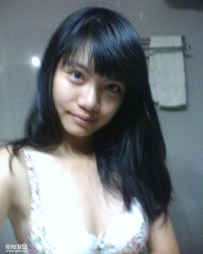 白色蕾丝花边内内