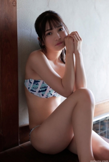 日本女优性感写真高清套图Nanako Kurosaki 黒嵜菜々子写真集37p