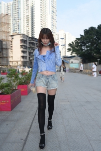 长筒袜女孩