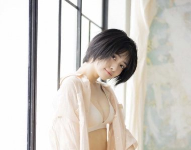 高清美女写真日本美女图片下载Ayame Okada 岡田彩夢