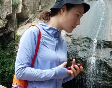 户外运动遇见的健身美女