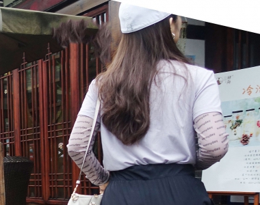 街拍健身健美达人紧身裤瑜伽运动裤美女写真图片