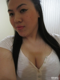 暗恋很久的丰满美熟女