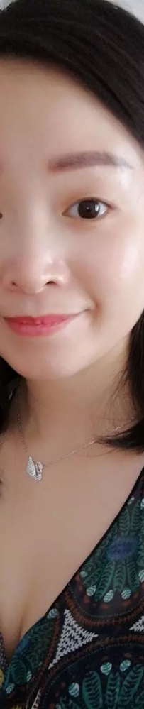 小区会所一块泡澡认识的丰满白嫩少妇