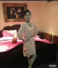 美容院上班的美少妇